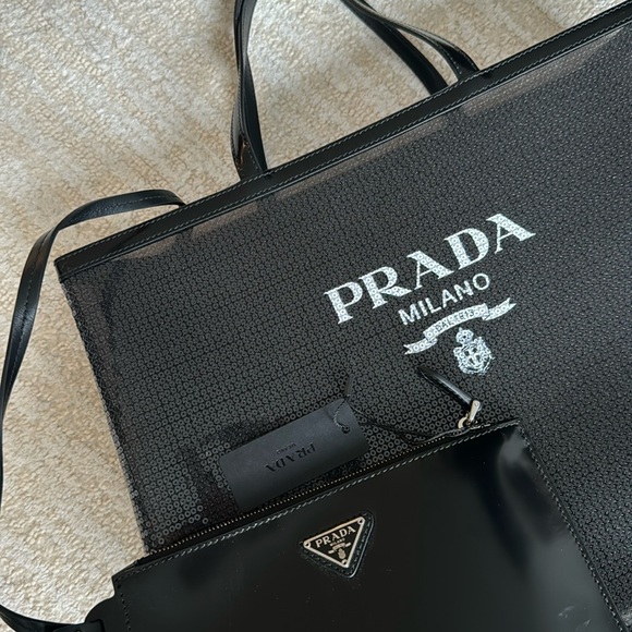 Brand new PRADA Mesh Sequin Spazzolato Logo Tote Black - Picture 5 of 6